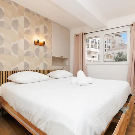 Immogroom - Elegant 3br Steps From Le Palais