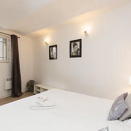Immogroom - Elegant 3br Steps From Le Palais
