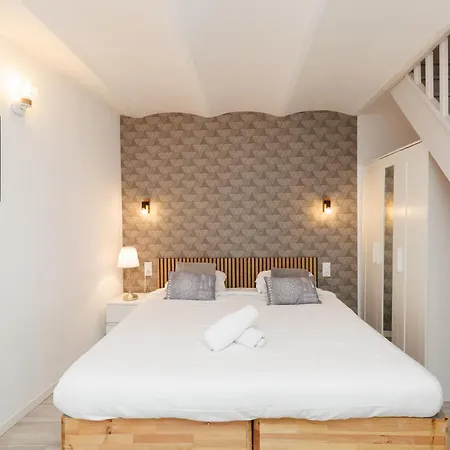 Immogroom - Elegant 3br Steps From Le Palais *